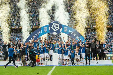 Arsenal w Sezonie 2024/2025: Analiza Szans na Tytuł i Kluczowe Transfery