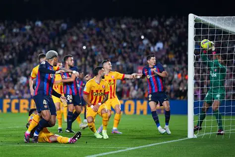 برشلونة ضد أوليمبياكوس: تحليل شامل للمباراة المثيرة وتاريخ المواجهات | Barcelona vs Olympiacos: Comprehensive Analysis of the Thrilling Match and Head-to-Head History