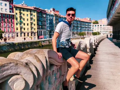 毕尔巴鄂：巴斯克地区的文化、艺术和美食中心