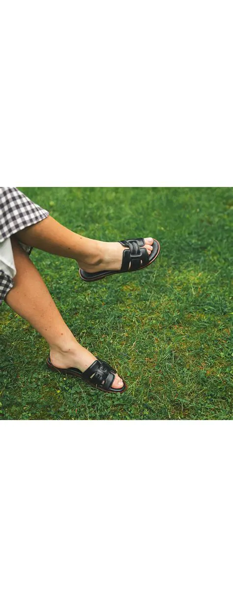 Dasia Araza Sandaler Svart: The Ultimate Guide to Timeless Elegance and Unparalleled Comfort