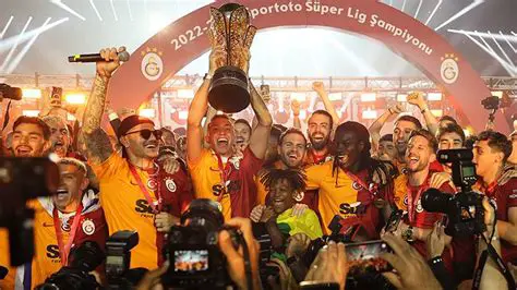 Galatasaray: Stratejiler, Tarih ve Gelecek Vizyonuyla Şampiyonluk Yolunda