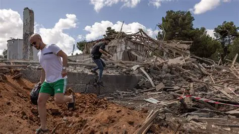 Breaking News: Israel-Iran Conflict Escalates – Latest Updates & Video Coverage