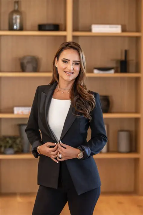 Jesslyn Adi: Unveiling the Entrepreneurial Spirit and Digital Influence