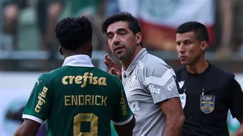 A Jornada Gloriosa do Palmeiras: Uma Análise Detalhada de Suas Conquistas e Desafios