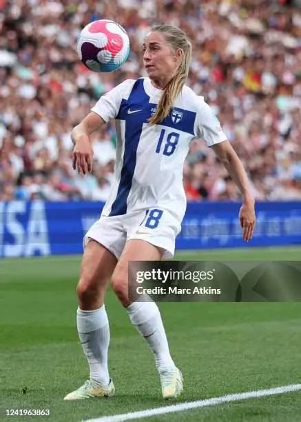 Linda Sällström: Une Icône du Football Féminin Finlandais