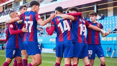 Marc Bernal: El Nuevo Talento del FC Barcelona y su Ascenso en La Masia