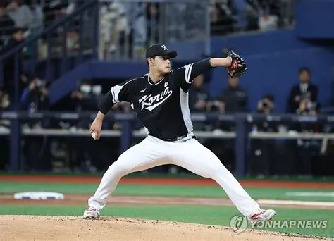 문동주: 한국 야구의 미래를 짊어질 슈퍼스타, 그의 성장과 잠재력