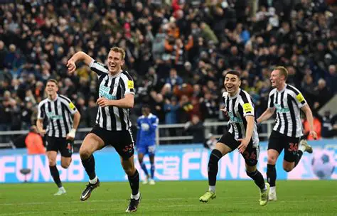 El Duelo Épico: Newcastle United y Benfica, Una Rivalidad Europea con Sabor a Historia y Futuro