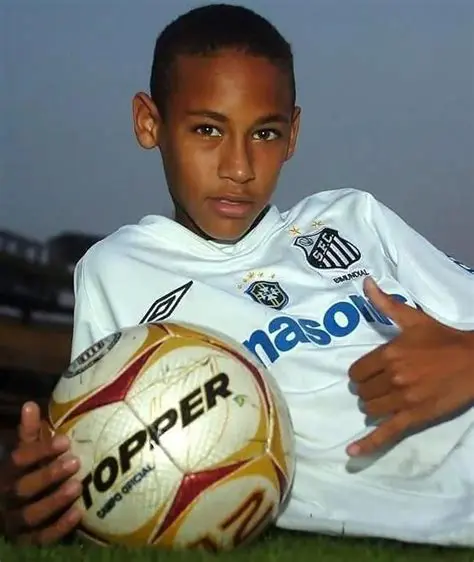 Neymar's Childhood Pictures: A Glimpse into the Early Days of a Football Icon