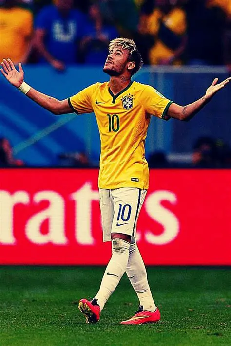 Neymar: Unveiling the Height, Weight, and Age of a Football Phenomenon