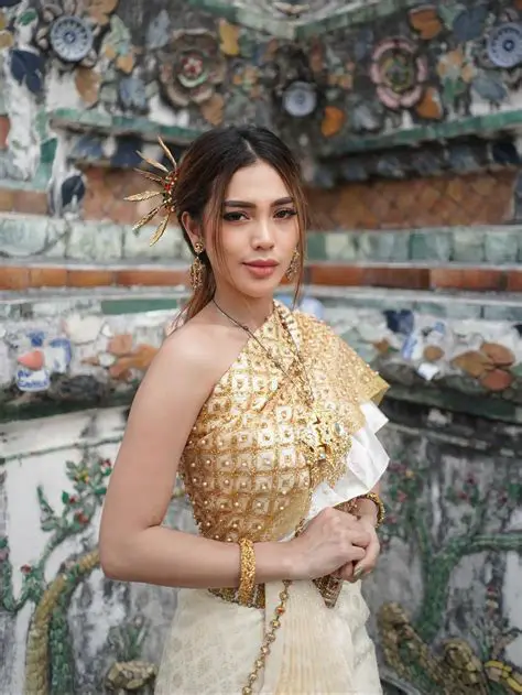 OscCharlieSC Hedges SC2014SC Disjoki: Unveiling the Online Enigma