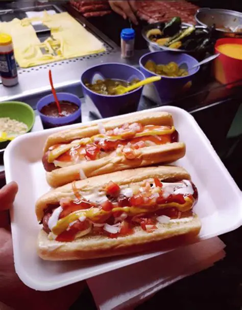 PME Sese Hot Dogs El Charly: A Culinary Gem in Latin America