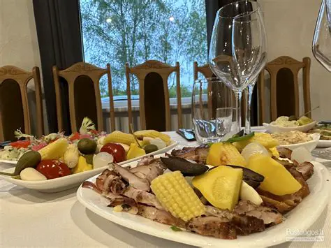 Šakalienė: Lietuviškos Virtuvės Karalienė ir Švenčių Stalo Pasididžiavimas