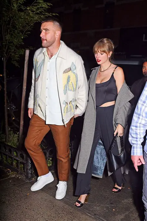 Taylor Swift & Travis Kelce: The Billion-Dollar Power Couple Dominating Headlines