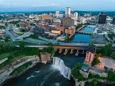 Unveiling Transparency: The Complex World of Mugshots and Local News in Rochester, Indiana