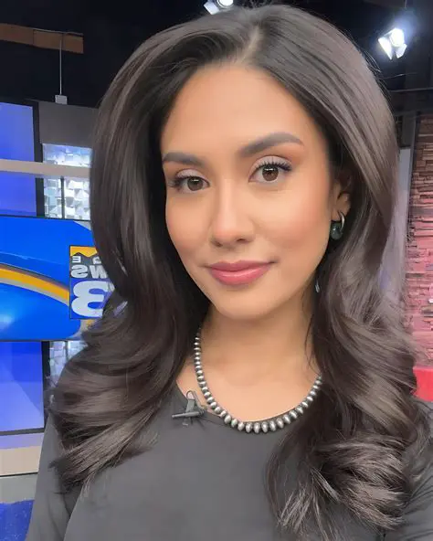 Unveiling Stephanie on KRQE News: A Deep Dive into the Anchor's Life and Career