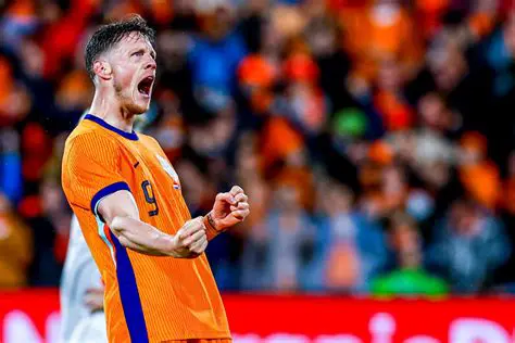 Wout Weghorst: Die Nederlandse Reus se Impak op Sokker en Sy Toekoms