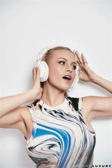 Xandra Pohl: The Rising Star in the World of Finance
