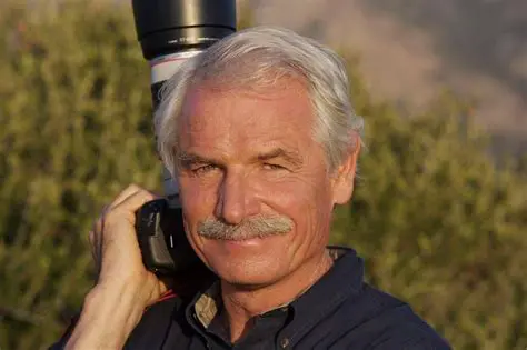 Yann Arthus-Bertrand : L'Œil Aérien au Service de Notre Planète - Un Photographe Engagé